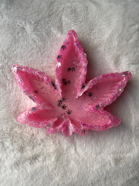 pink weed leaf tray